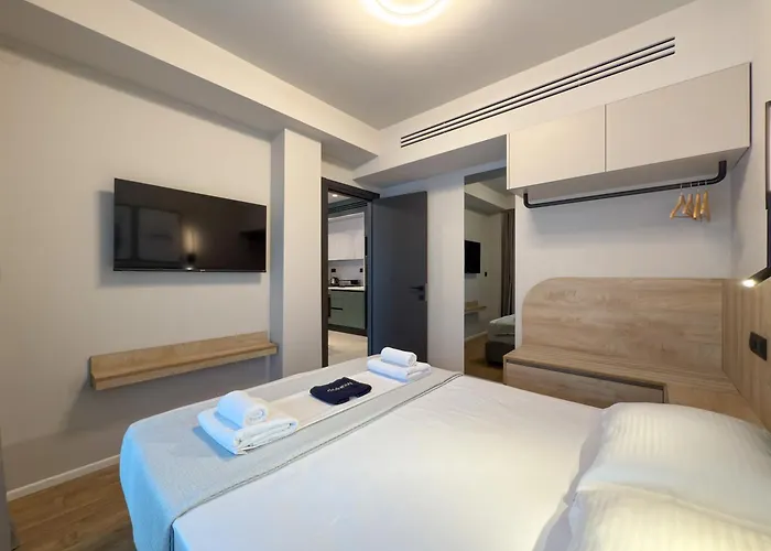 Liv Luxury Mini Penthouse Center 7b דירה סלוניקי