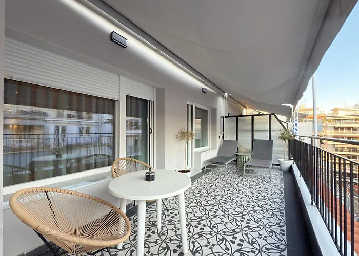 Liv Luxury Mini Penthouse Center 7b דירה